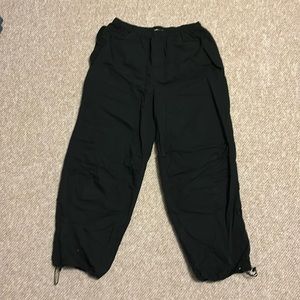 Medium Urban Outfitters BDG Black Parachute Pants